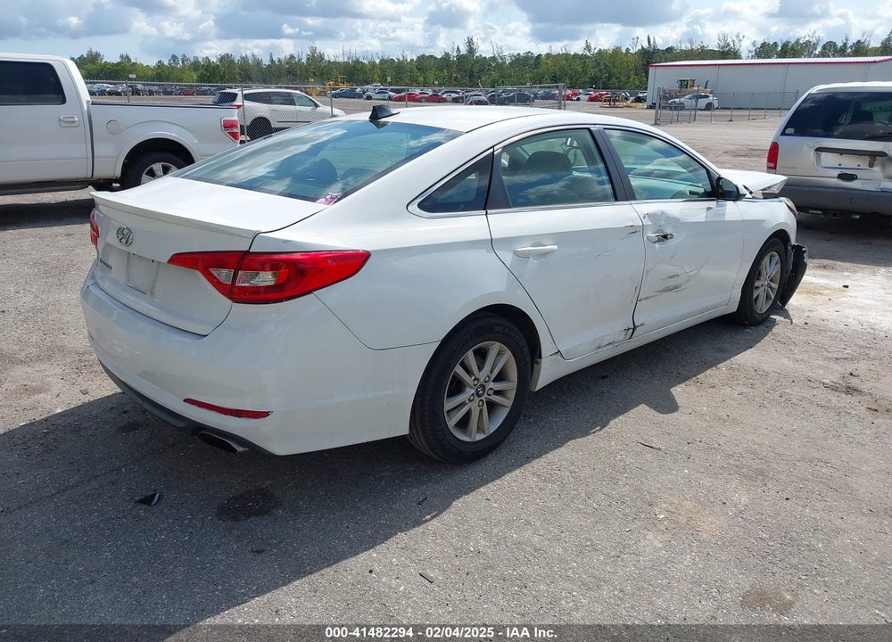 2016 HYUNDAI SONATA VIN: 5NPE24AF0GH320555
