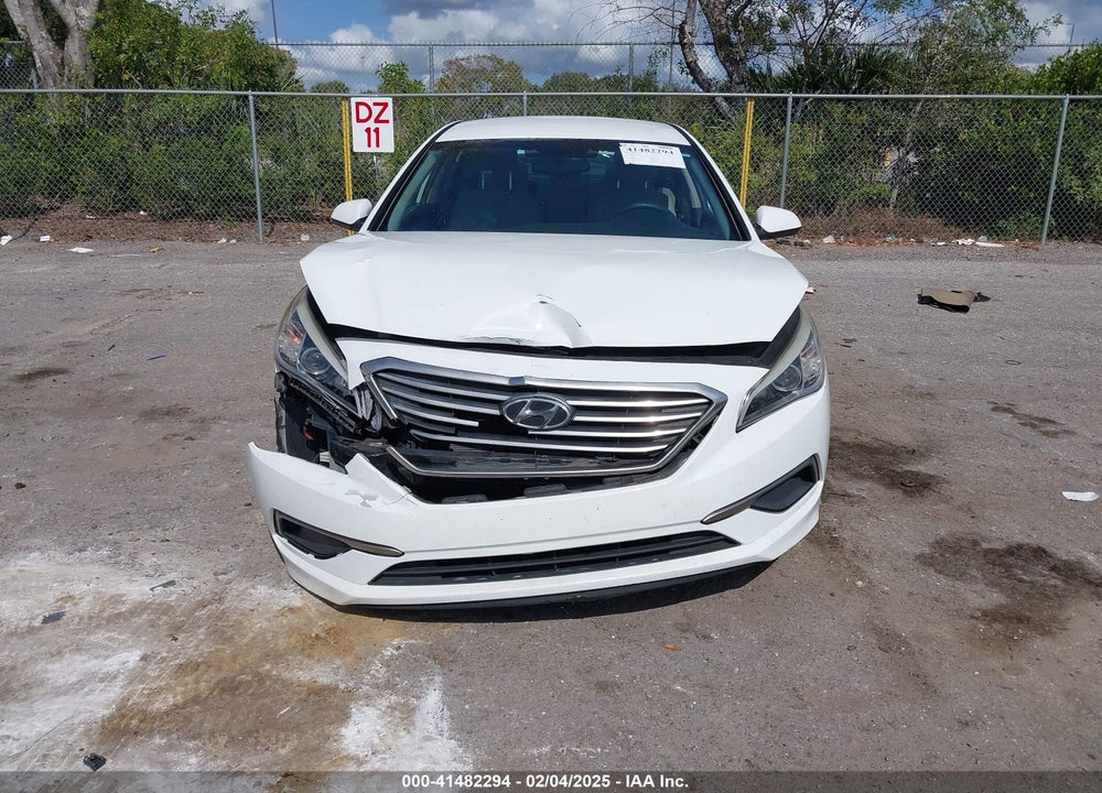 2016 HYUNDAI SONATA VIN: 5NPE24AF0GH320555