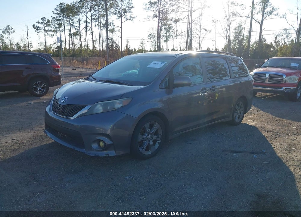 2012 TOYOTA SIENNA SE 8 PASSENGER VIN: 5TDXK3DC9CS189005
