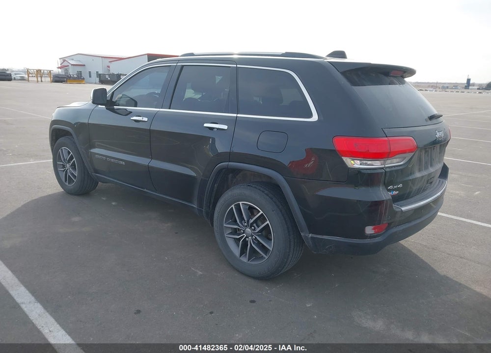 2017 CHEROKEE JEEP GRAND  LIMITED 4X4 VIN: 1C4RJFBG8HC742660