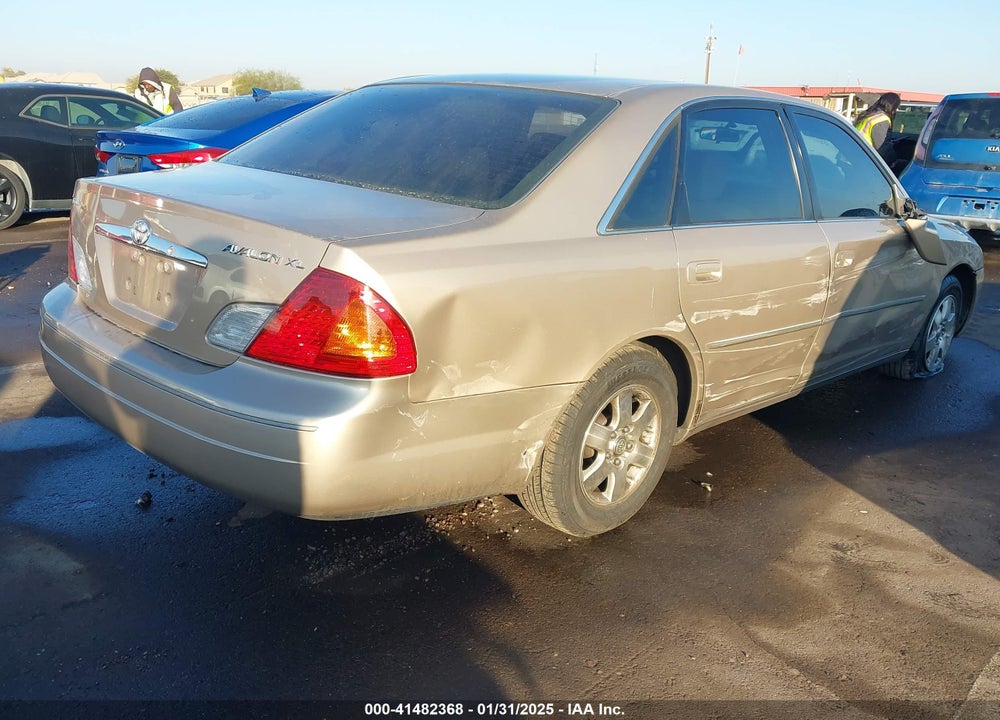 2002 TOYOTA AVALON XL VIN: 4T1BF28B92U256010