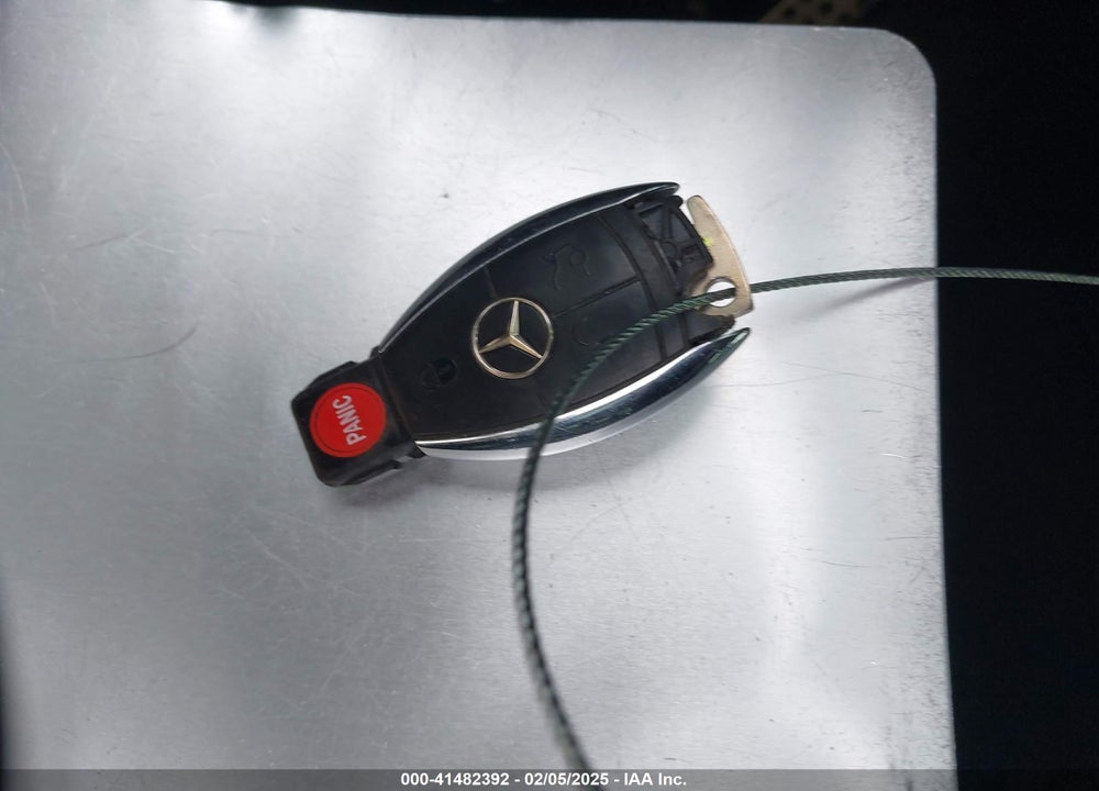 2009 MERCEDES-BENZ C 300 VIN: WDDGF81X09F246960