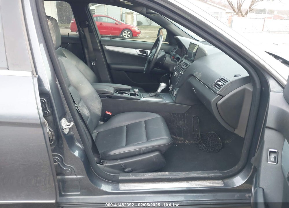 2009 MERCEDES-BENZ C 300 VIN: WDDGF81X09F246960