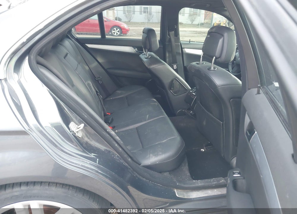 2009 MERCEDES-BENZ C 300 VIN: WDDGF81X09F246960