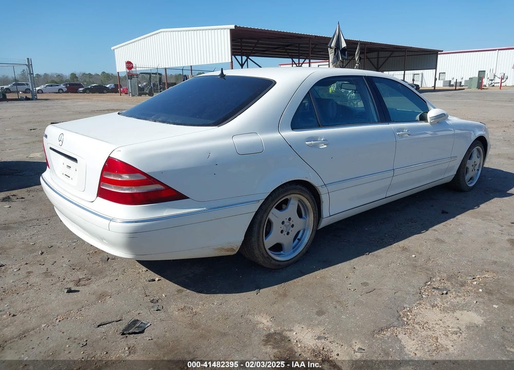 2002 MERCEDES-BENZ S 500 VIN: WDBNG75J62A241861