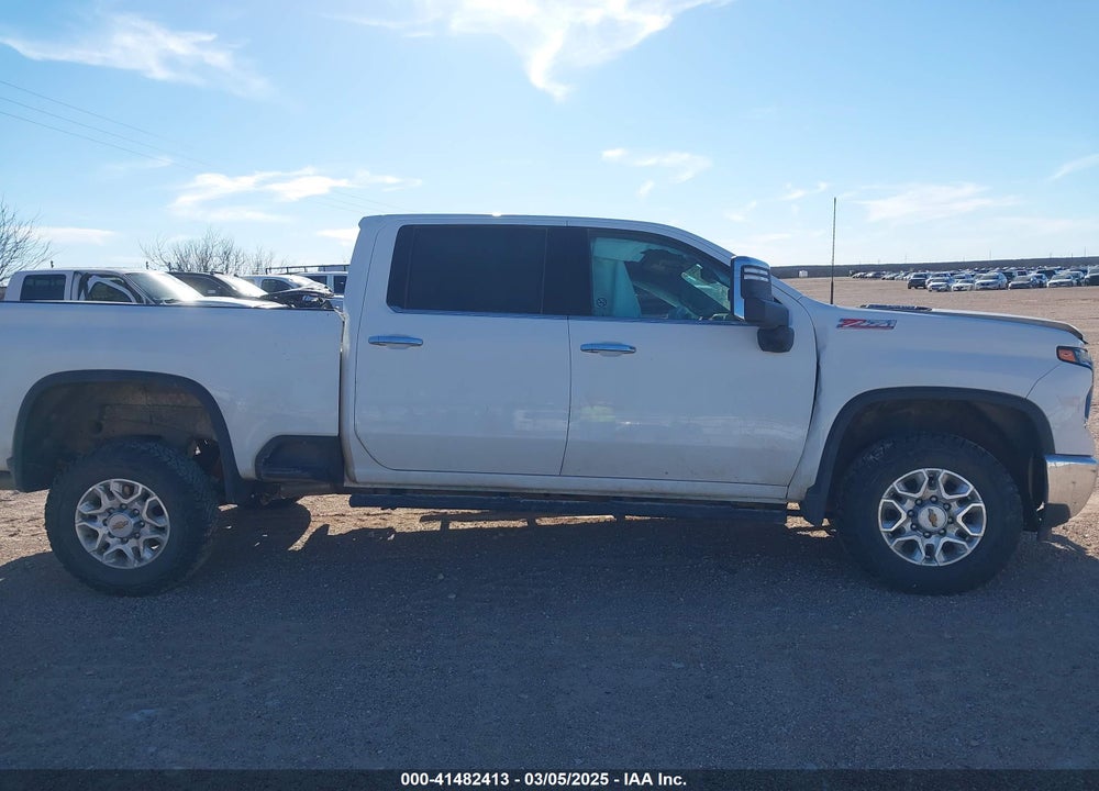 2024 CHEVROLET SILVERADO 2500HD 4WD STANDARD BED LTZ VIN: 1GC4YPEY5RF172262