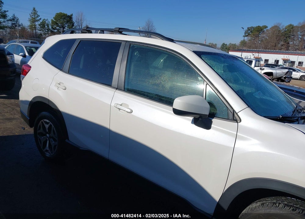 2020 SUBARU FORESTER VIN: JF2SKAJC1LH591836