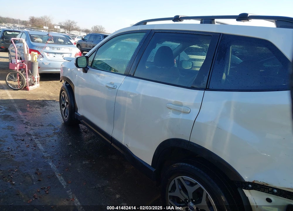 2020 SUBARU FORESTER VIN: JF2SKAJC1LH591836