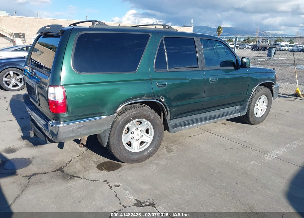 2001 TOYOTA 4RUNNER SR5 V6 VIN: JT3GN86R310204401
