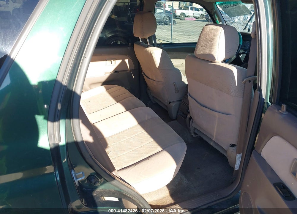 2001 TOYOTA 4RUNNER SR5 V6 VIN: JT3GN86R310204401