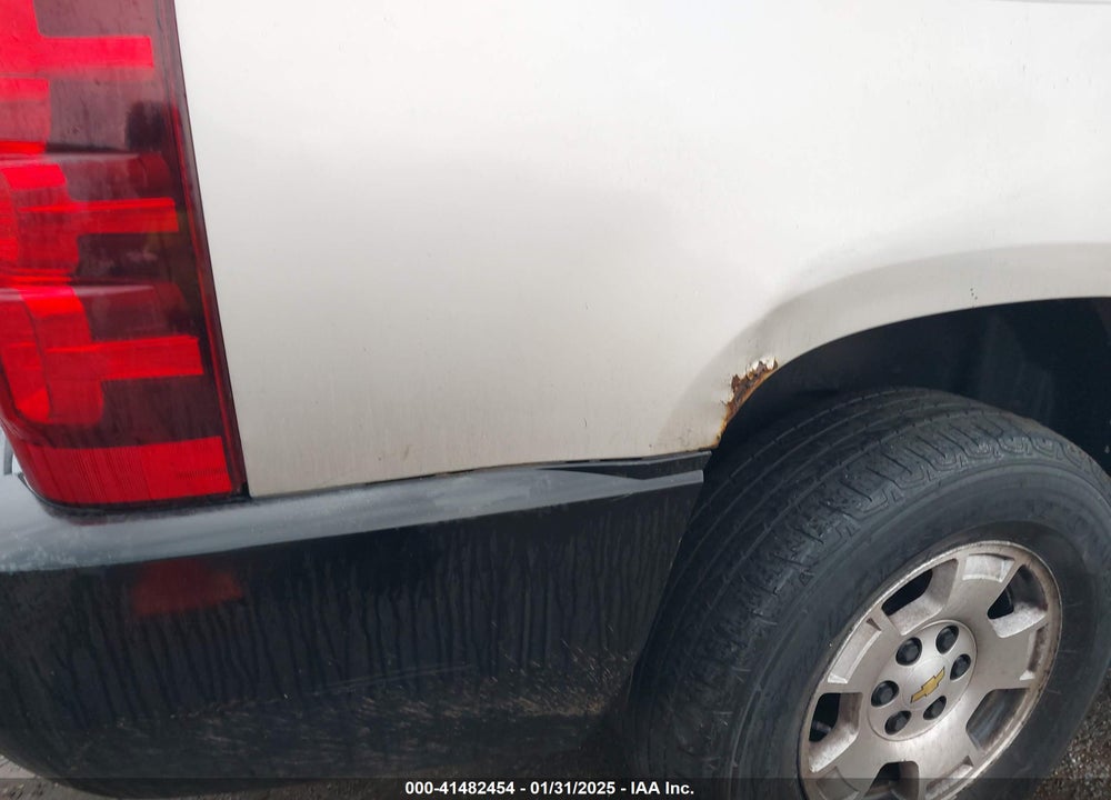 2009 CHEVROLET TAHOE LT1 VIN: 1GNFK23009R227457