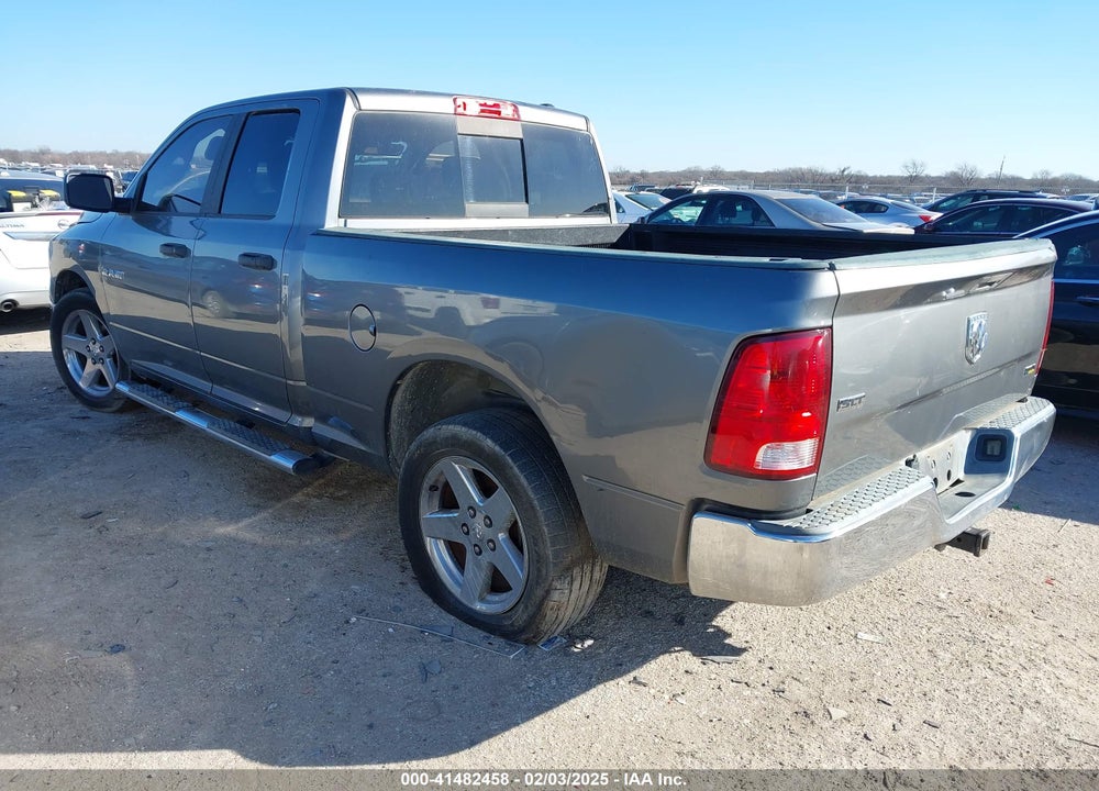 2009 DODGE RAM 1500 VIN: 1D3HB18P89S748623