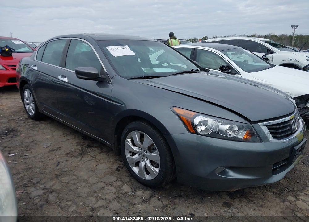 2008 HONDA ACCORD VIN: 1HGCP36818A002158