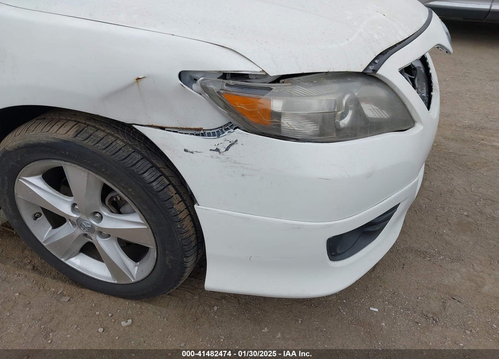 2011 TOYOTA CAMRY SE VIN: 4T1BF3EK0BU647332