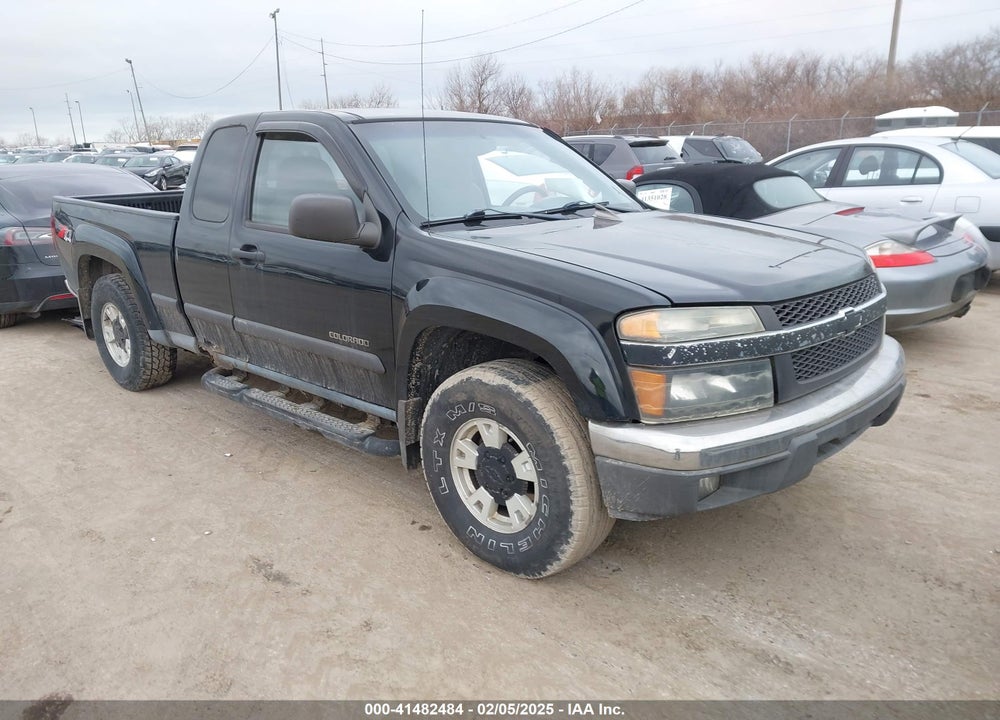 2004 CHEVROLET COLORADO LS VIN: 1GCDT196348111137