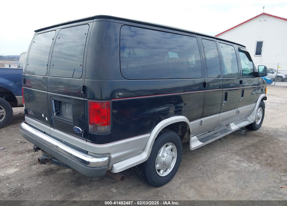 2003 FORD E-350 SUPER DUTY CHATEAU/XL/XLT VIN: 1FMNE31LX3HA81222