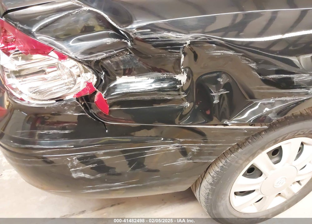 2005 BUICK LACROSSE CX VIN: 2G4WC532551217353
