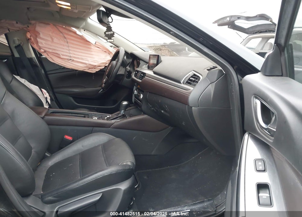 2017 MAZDA MAZDA6 VIN: JM1GL1V56H1153813
