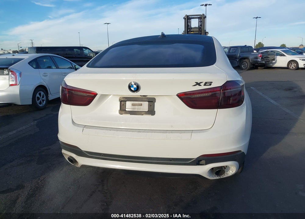 2015 BMW X6 VIN: 5UXKU2C51F0F95452