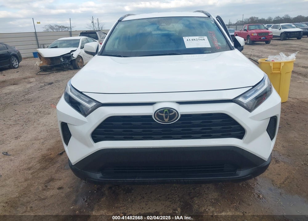 2024 TOYOTA RAV4 XLE VIN: 2T3W1RFV7RW333755