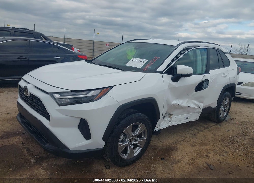 2024 TOYOTA RAV4 XLE VIN: 2T3W1RFV7RW333755
