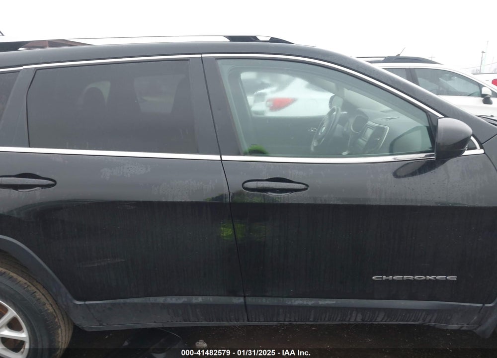 2014 JEEP CHEROKEE LATITUDE VIN: 1C4PJMCB7EW320470