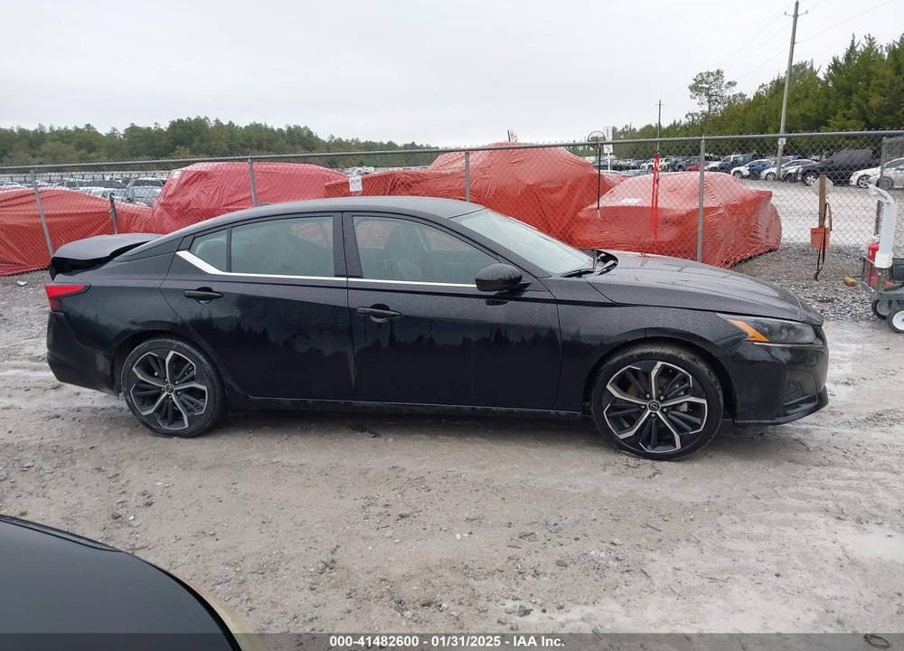 2024 NISSAN ALTIMA SR FWD VIN: 1N4BL4CV5RN377878