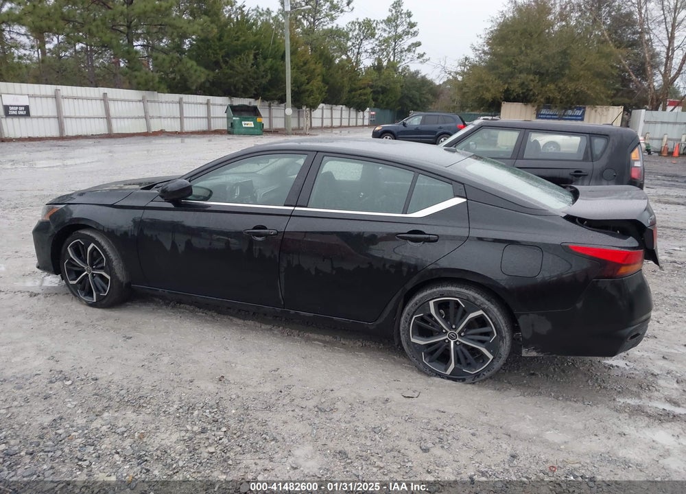 2024 NISSAN ALTIMA SR FWD VIN: 1N4BL4CV5RN377878