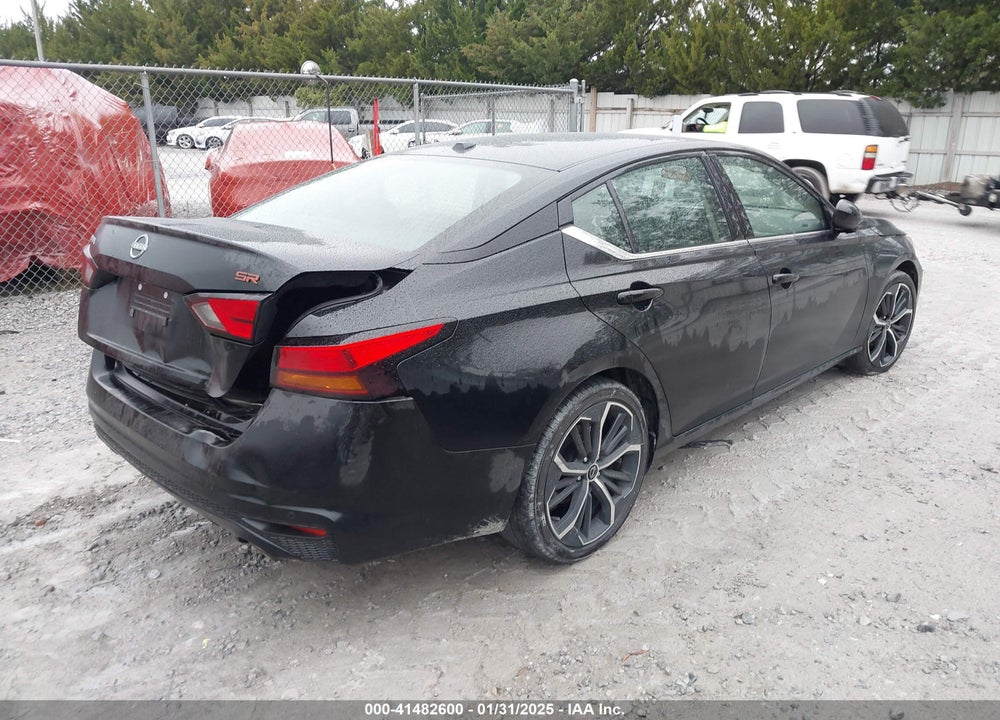 2024 NISSAN ALTIMA SR FWD VIN: 1N4BL4CV5RN377878