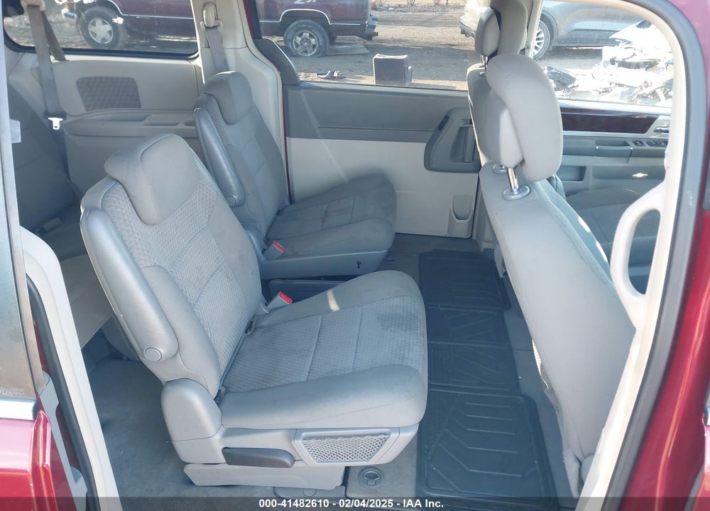 2010 CHRYSLER TOWN & COUNTRY TOURING VIN: 2A4RR5D16AR373929