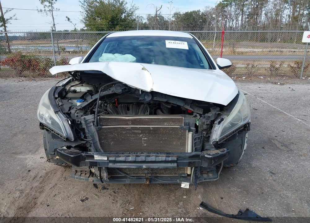 2015 HYUNDAI SONATA SE VIN: 5NPE24AF9FH105271