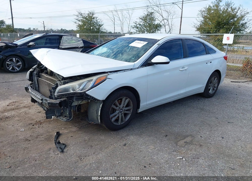 2015 HYUNDAI SONATA SE VIN: 5NPE24AF9FH105271
