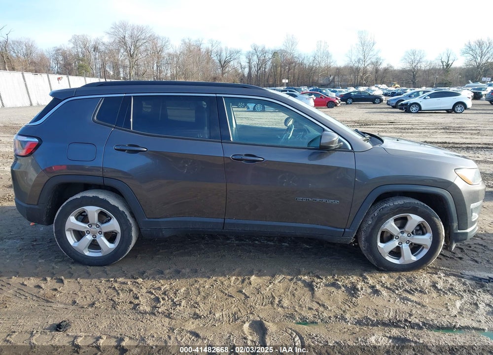 2018 JEEP COMPASS VIN: 3C4NJDBB0JT316396