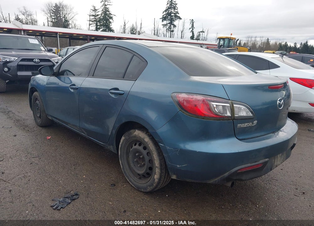 2011 MAZDA MAZDA3 VIN: JM1BL1UFXB1391109