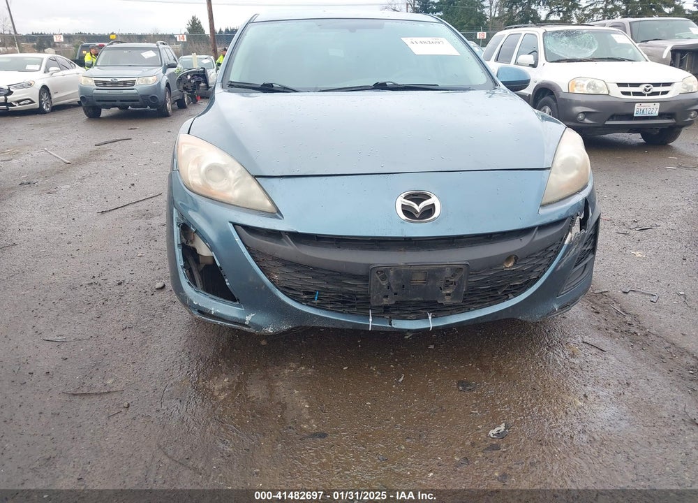 2011 MAZDA MAZDA3 VIN: JM1BL1UFXB1391109
