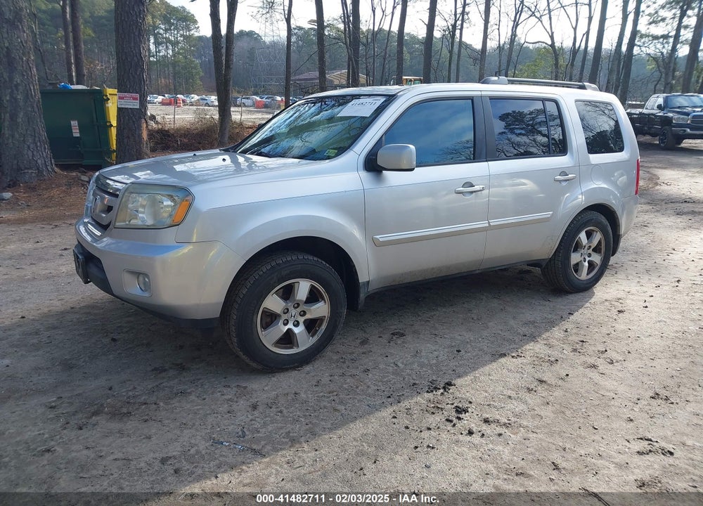 2011 HONDA PILOT EX-L VIN: 5FNYF4H56BB057851