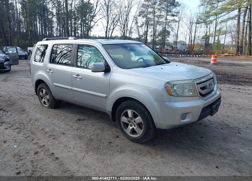 2011 HONDA PILOT EX-L VIN: 5FNYF4H56BB057851
