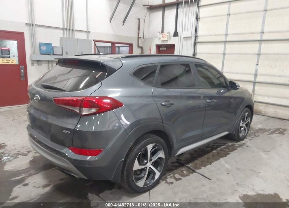 2017 HYUNDAI TUCSON VALUE VIN: KM8J3CA26HU552194