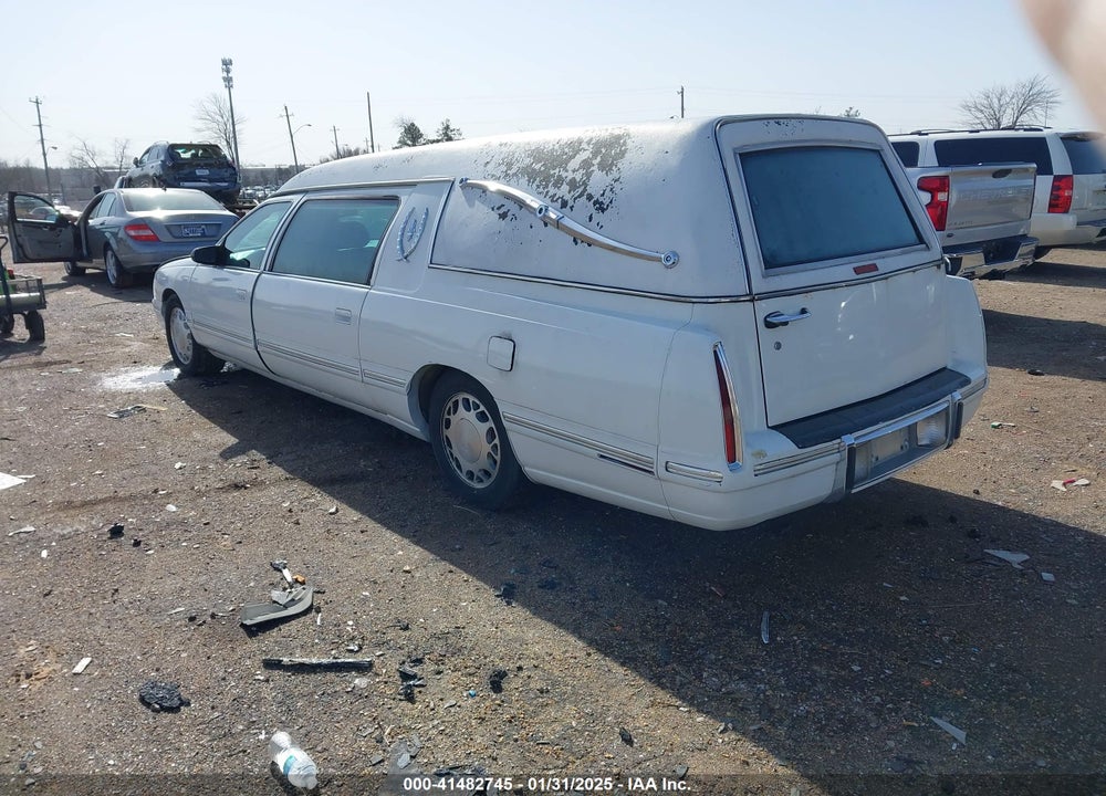1999 CADILLAC DEVILLE PROFESSIONAL VIN: 1GEEH90Y2XU500423