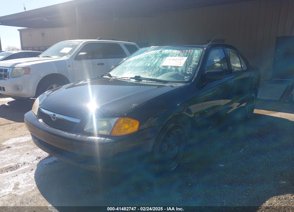 2000 MAZDA PROTEGE DX/LX VIN: JM1BJ2227Y0303448
