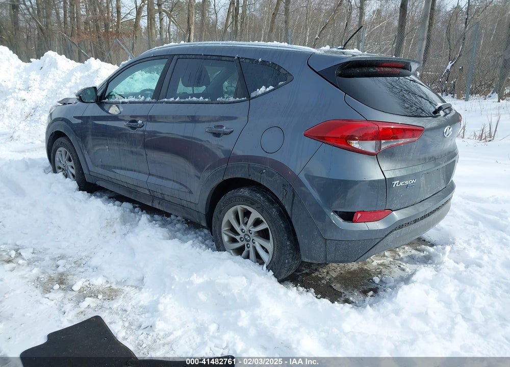 2016 HYUNDAI TUCSON VIN: KM8J3CA27GU155611