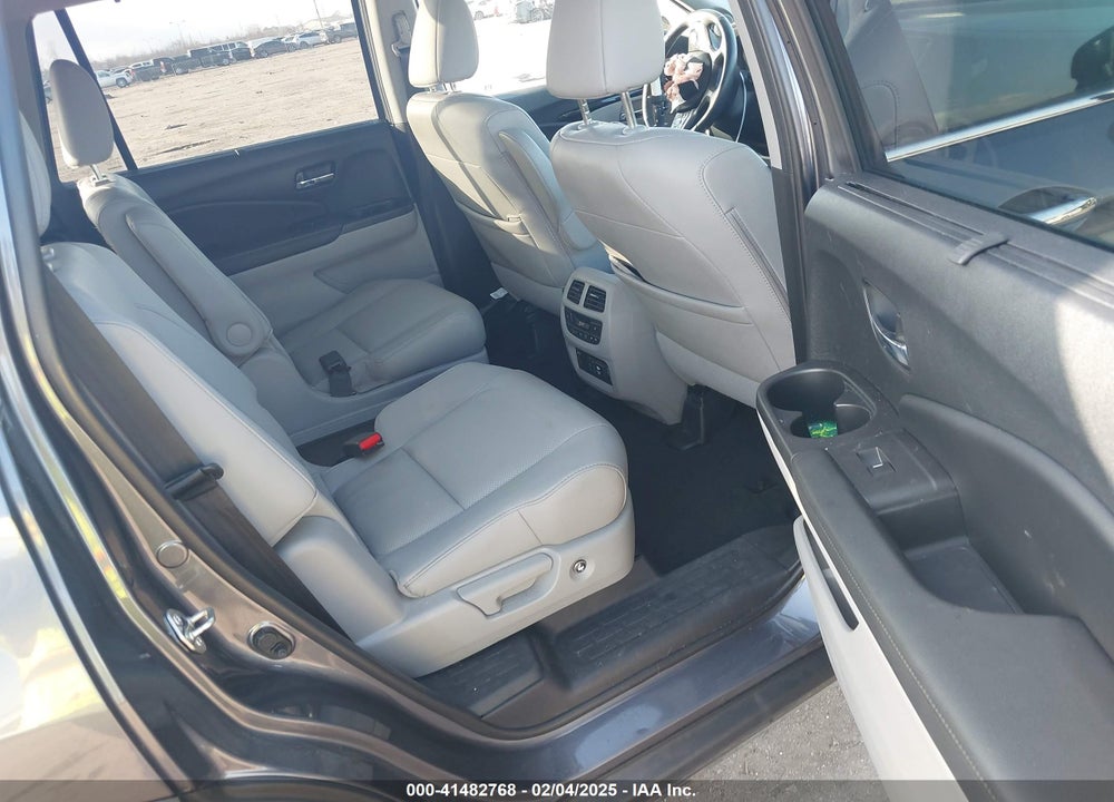 2021 HONDA PILOT AWD ELITE VIN: 5FNYF6H01MB006339