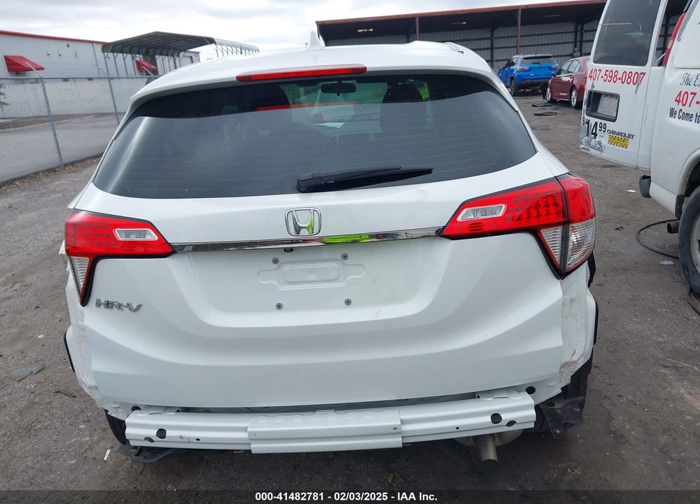 2022 HONDA HR-V VIN: 3CZRU5H38NM731538
