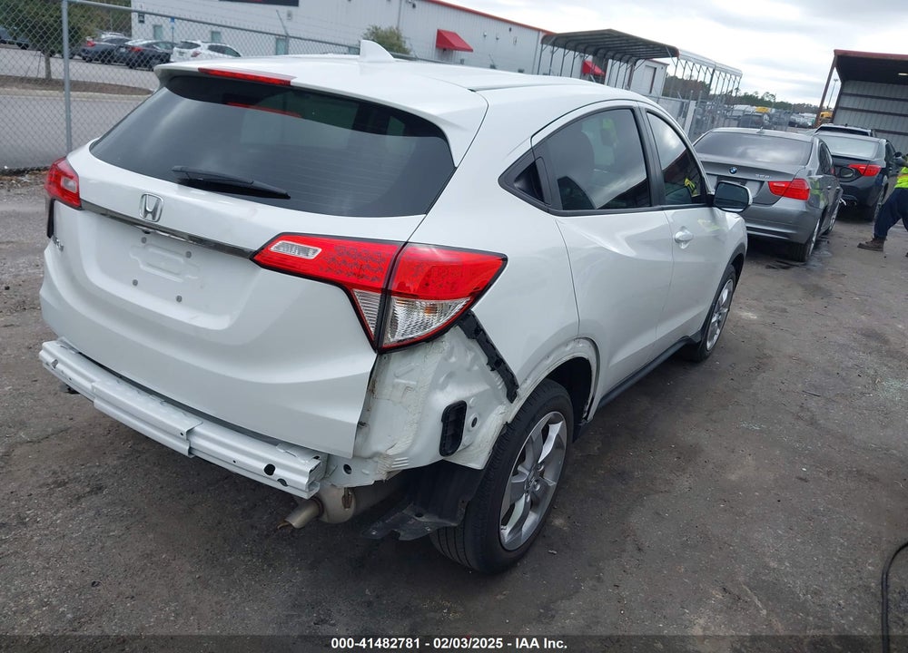 2022 HONDA HR-V VIN: 3CZRU5H38NM731538