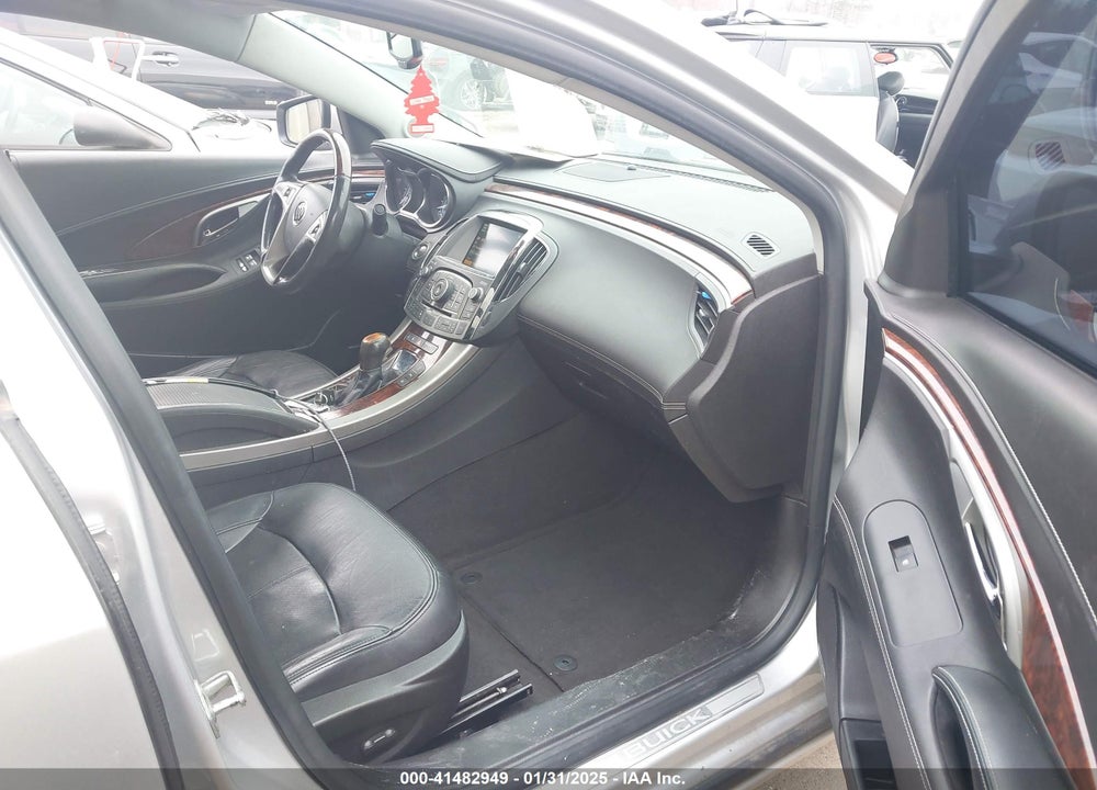 2011 BUICK LACROSSE CXS VIN: 1G4GE5GD2BF221214