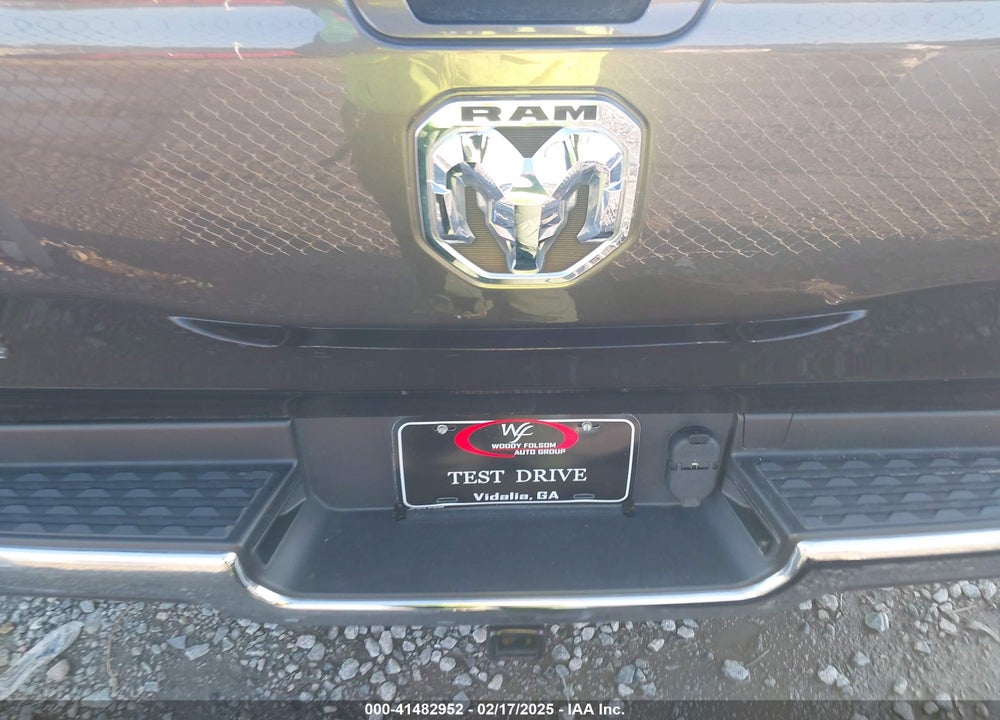 2022 RAM 1500 VIN: 1C6RRFFGXNN385461
