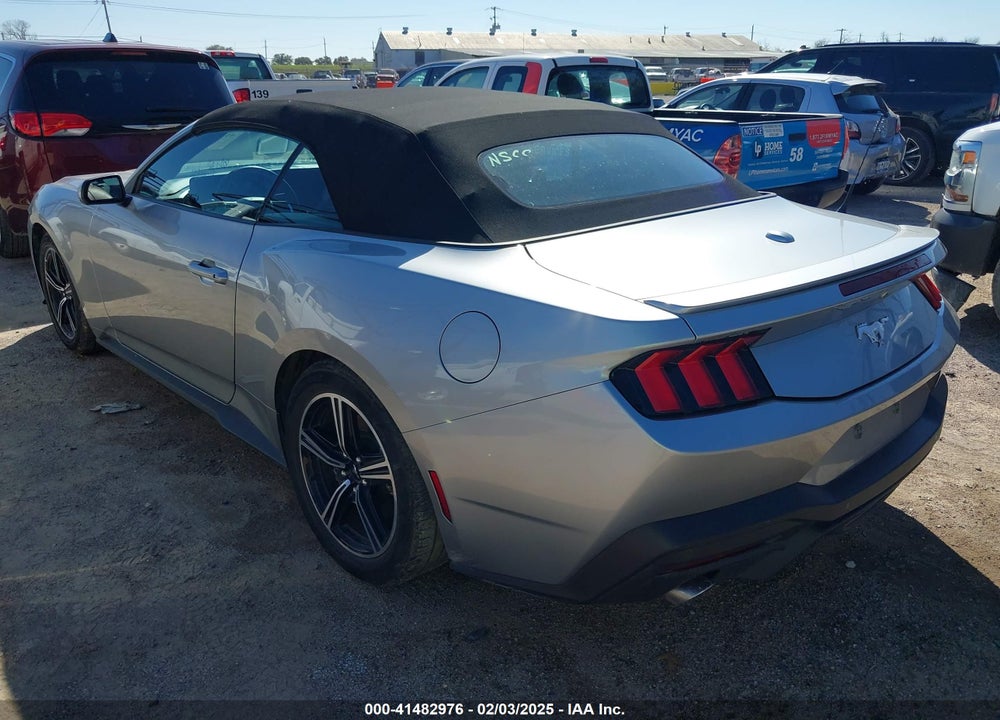 2024 FORD MUSTANG VIN: 1FAGP8UH2R5112944
