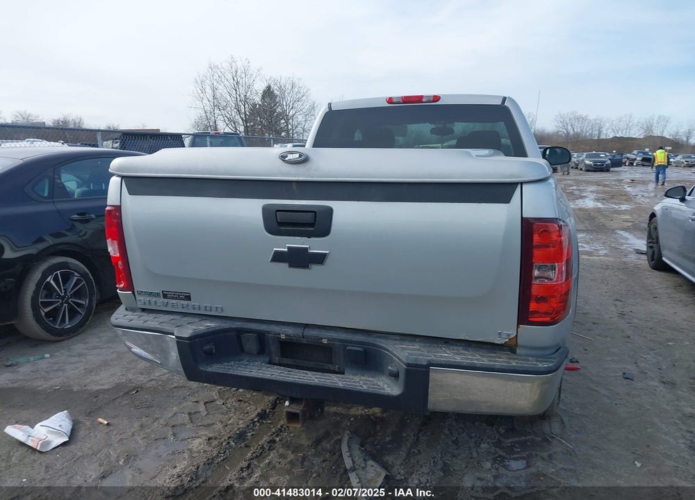 2010 CHEVROLET SILVERADO 1500 VIN: 1GCSKSE38AZ175238