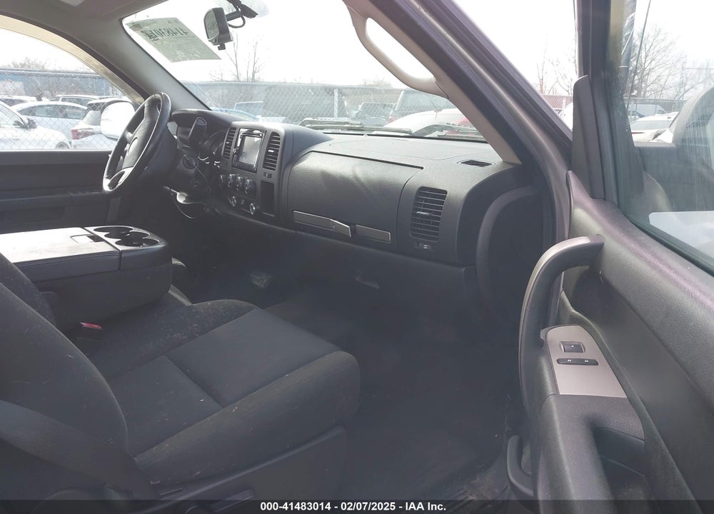 2010 CHEVROLET SILVERADO 1500 VIN: 1GCSKSE38AZ175238