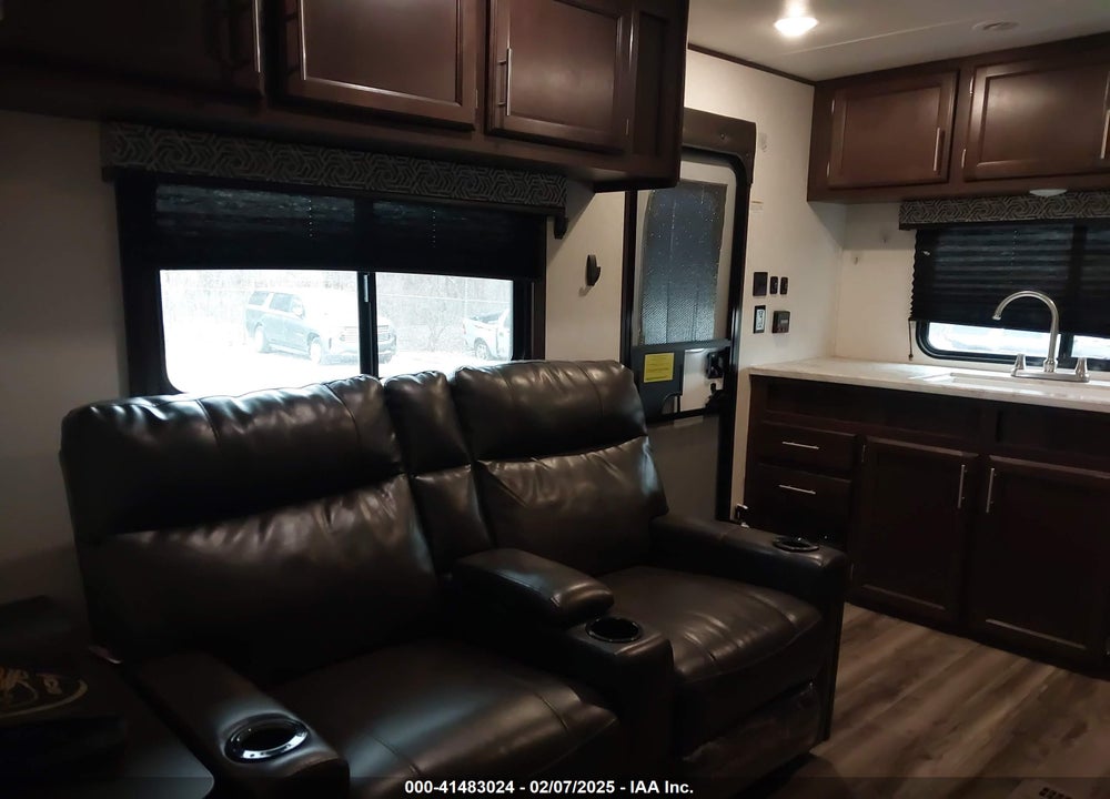 2019 JAYCO 71 235 RKSFLX VIN: 1UJBJ0BN0K1710110